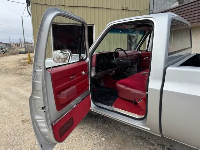 1973 GMC 2500 - Photo 11