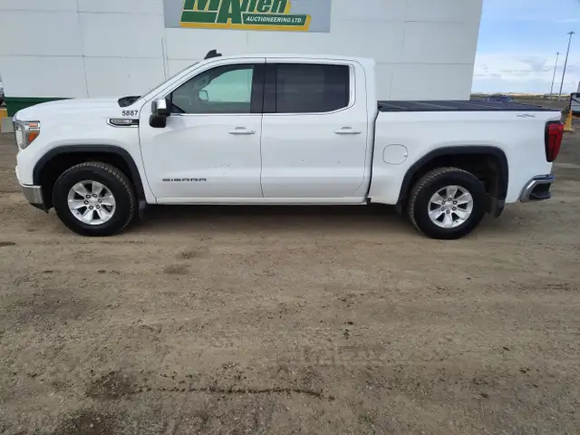 2019 GMC Sierra 1500 - Photo 2