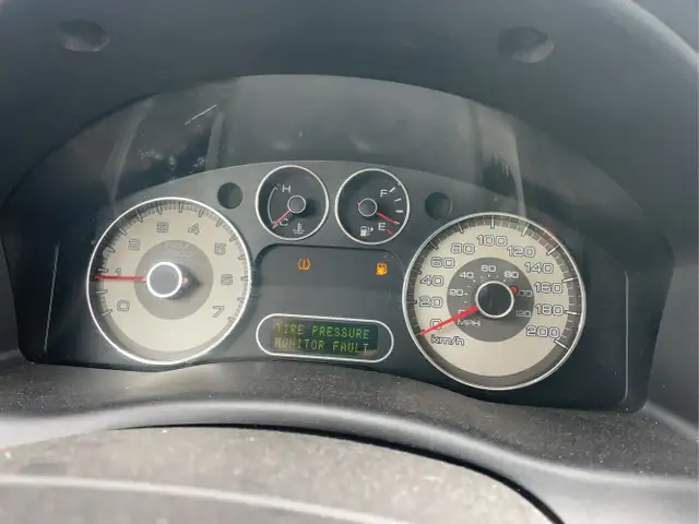 2009 Ford Taurus X - Photo 11