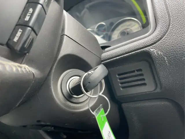 2009 Ford Taurus X - Photo 13