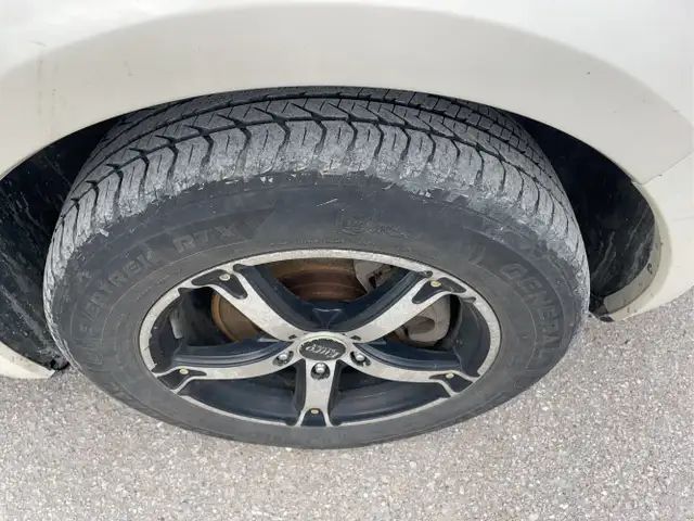 2009 Ford Taurus X - Photo 20