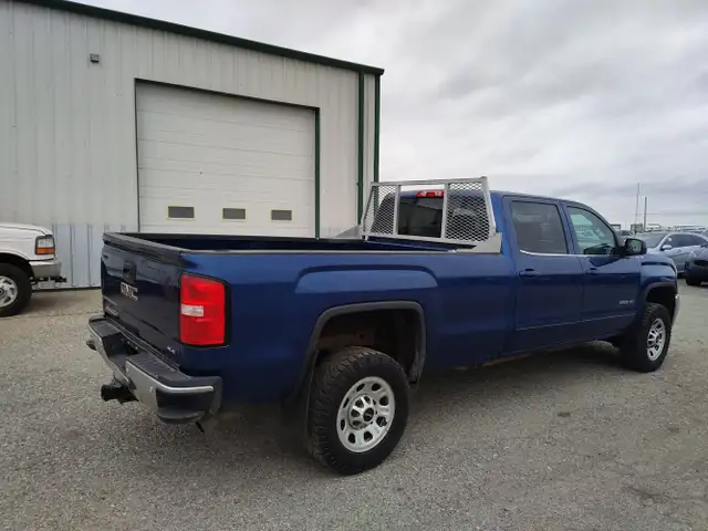 2019 GMC Sierra 2500HD - Photo 4
