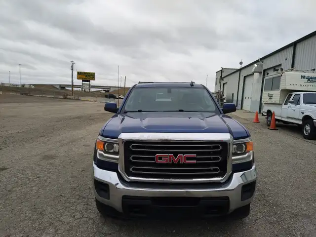 2019 GMC Sierra 2500HD - Photo 8
