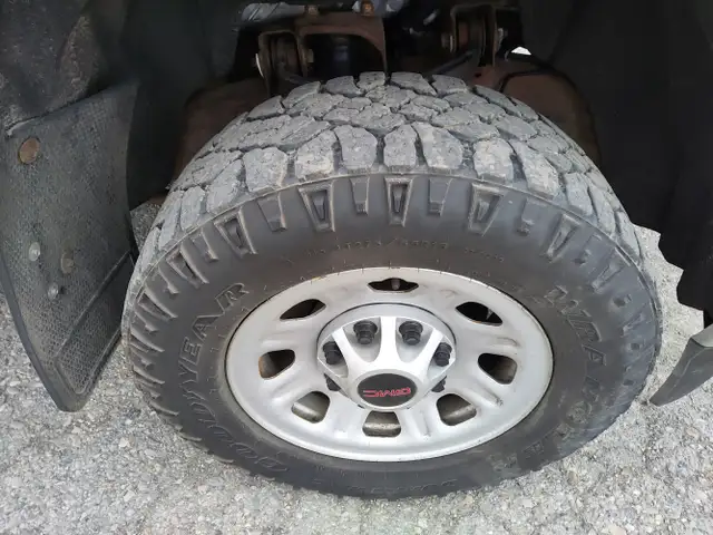 2019 GMC Sierra 2500HD - Photo 12