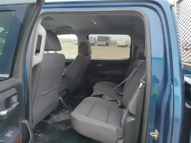 2019 GMC Sierra 2500HD - Photo 14