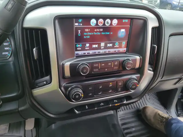 2019 GMC Sierra 2500HD - Photo 19