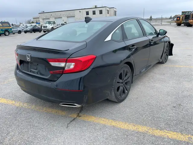 2018 Honda Accord - Photo 5