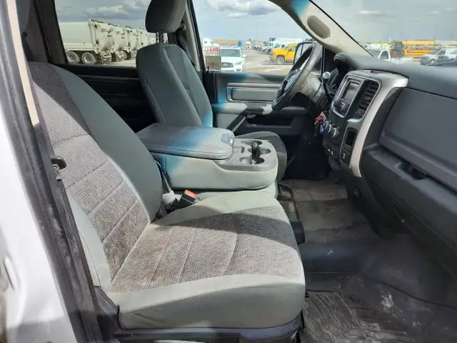 2015 Ram 3500 - Photo 5