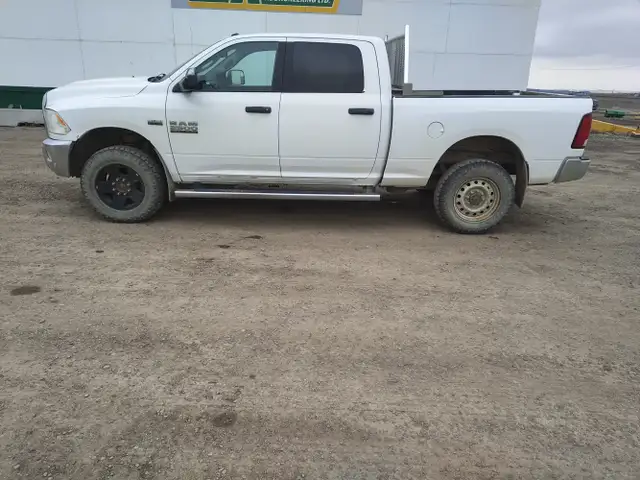 2017 Ram 2500 Heavy Duty - Photo 2