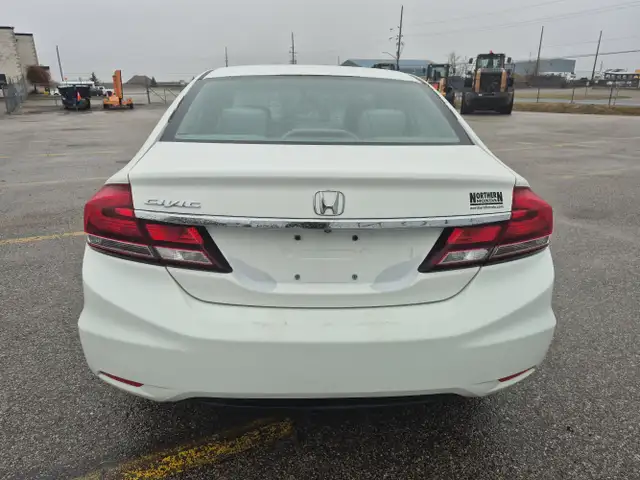 2015 Honda Civic - Photo 6