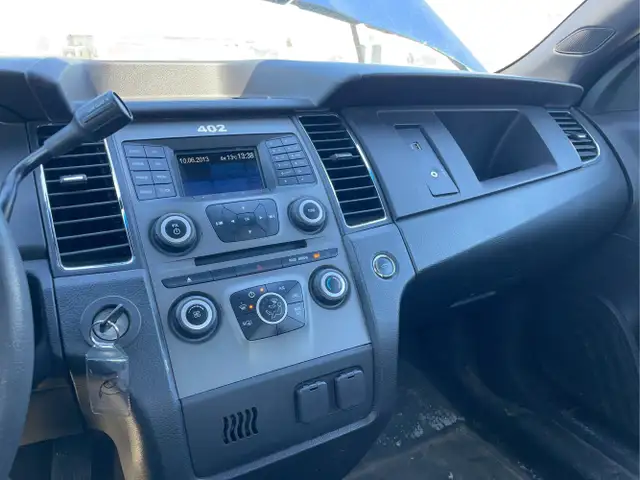 2014 Ford Taurus - Photo 12