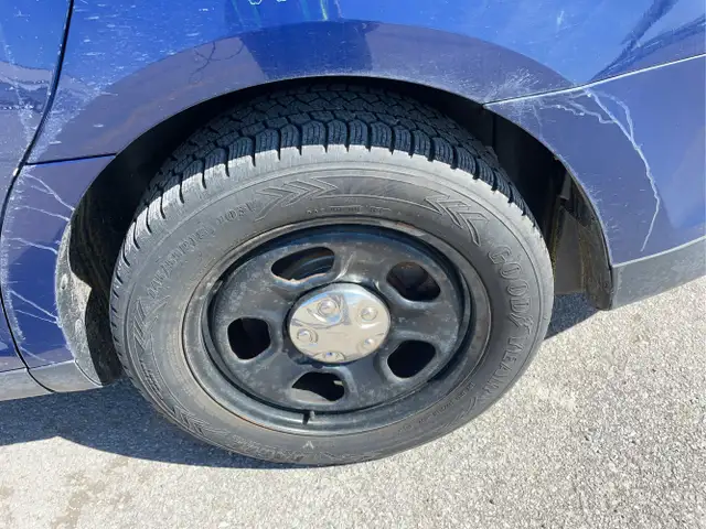 2014 Ford Taurus - Photo 23