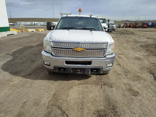 2012 Chevrolet Silverado 2500HD - Photo 8