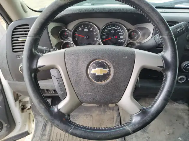 2012 Chevrolet Silverado 2500HD - Photo 19