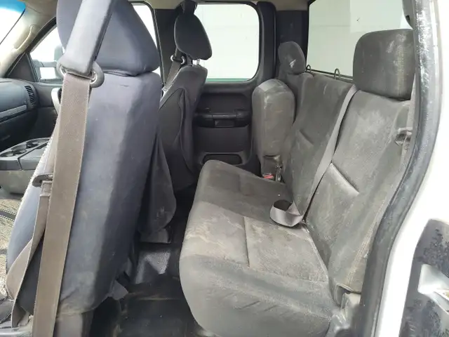 2013 GMC Sierra 2500HD - Photo 10