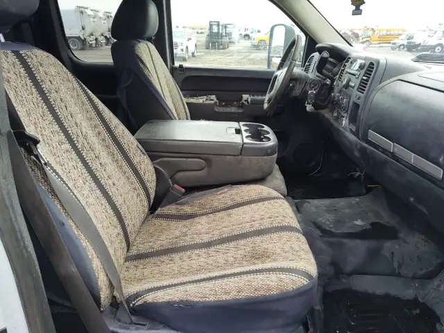 2013 GMC Sierra 2500HD - Photo 13