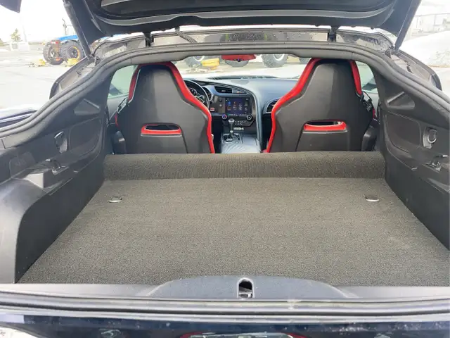 2018 Chevrolet Corvette - Photo 13
