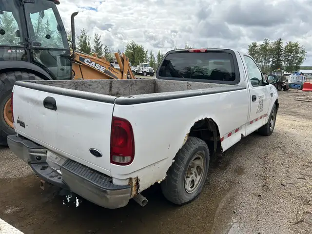 2004 Ford F-150 - Photo 4