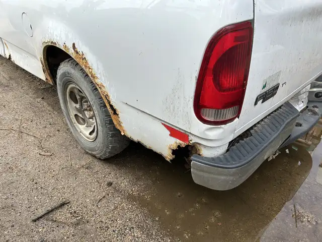 2004 Ford F-150 - Photo 17