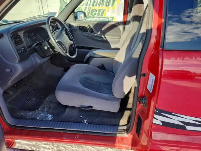 1998 Dodge Dakota - Photo 13