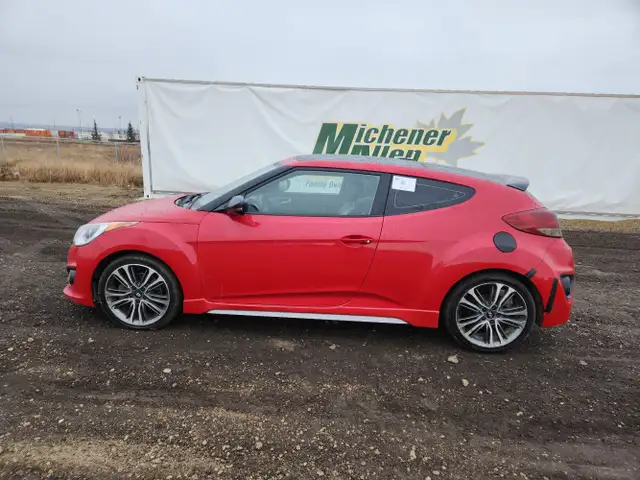 2016 Hyundai VELOSTER - Photo 3