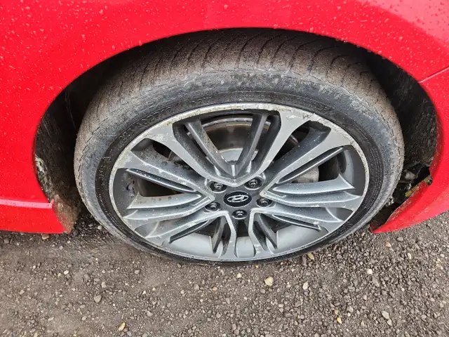 2016 Hyundai VELOSTER - Photo 7