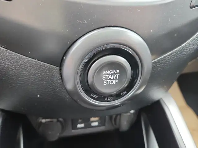 2016 Hyundai VELOSTER - Photo 17