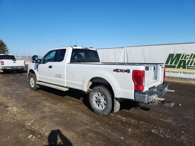2020 Ford F-350 Super Duty - Photo 2