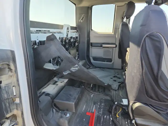 2020 Ford F-350 Super Duty - Photo 17