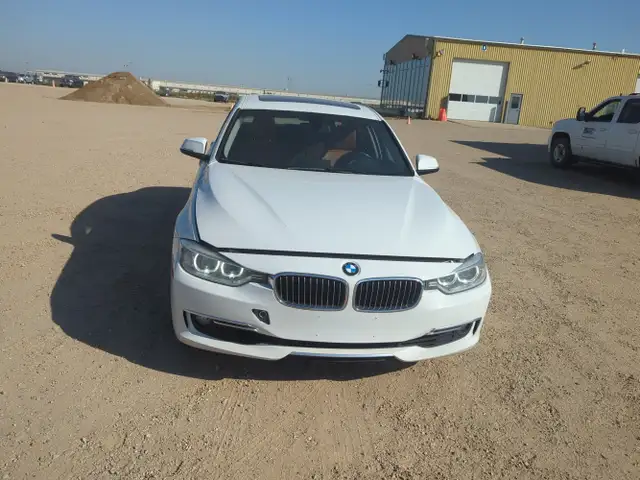 2013 BMW 3 Series - Photo 6