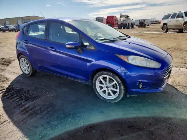 2014 Ford Fiesta - Photo 2