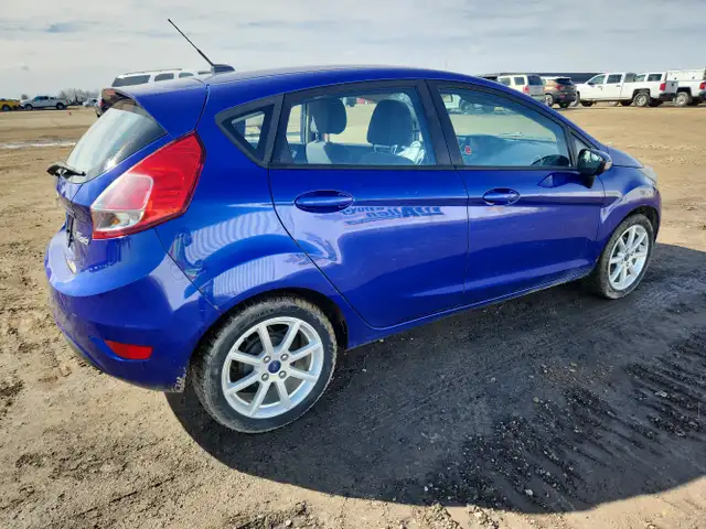 2014 Ford Fiesta - Photo 4