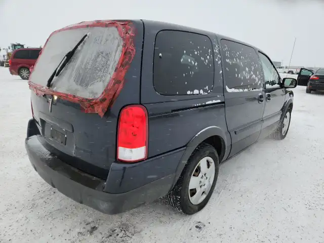 2008 Pontiac Montana SV6 - Photo 4