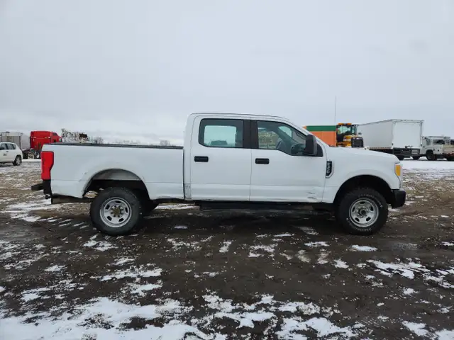 2017 Ford F-350 Super Duty - Photo 7