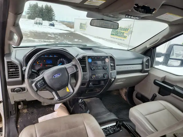 2017 Ford F-350 Super Duty - Photo 18