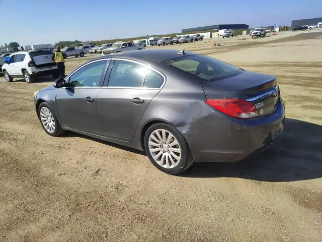 2011 Buick Regal - Photo 3