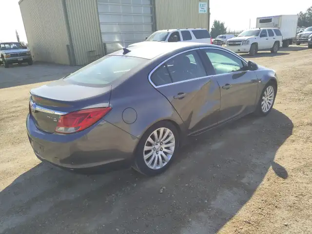 2011 Buick Regal - Photo 4