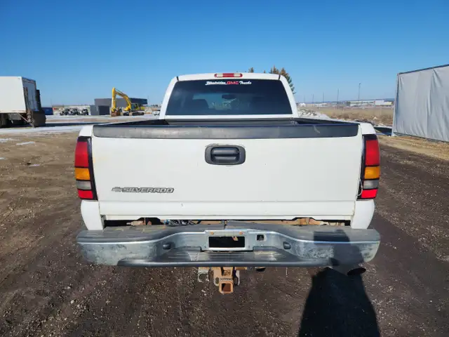 2007 GMC 2500HD Classic - Photo 3