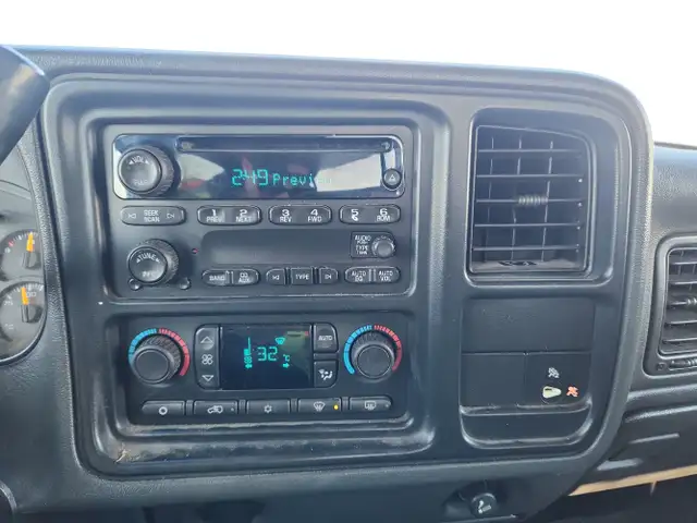 2007 GMC 2500HD Classic - Photo 12