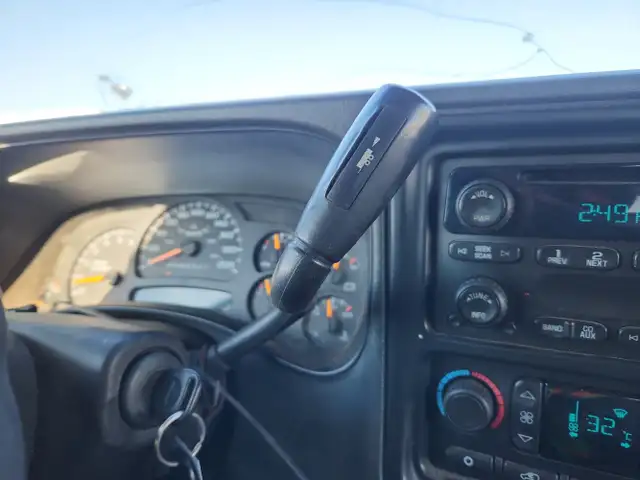 2007 GMC 2500HD Classic - Photo 13