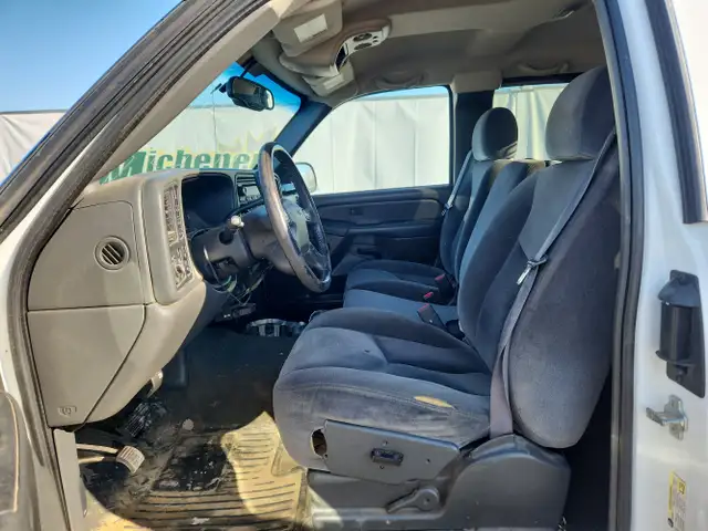 2007 GMC 2500HD Classic - Photo 17