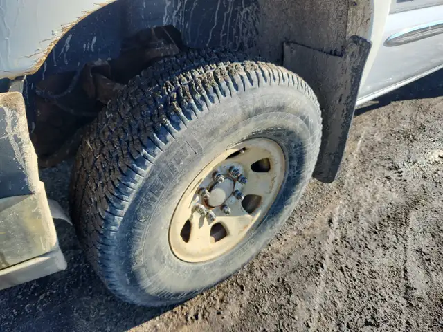 2007 GMC 2500HD Classic - Photo 28