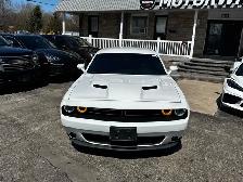2015 Dodge Challenger 2dr Cpe SXT - Photo 4