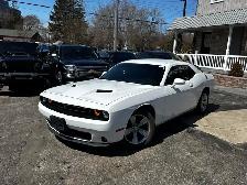 2015 Dodge Challenger 2dr Cpe SXT - Photo 8