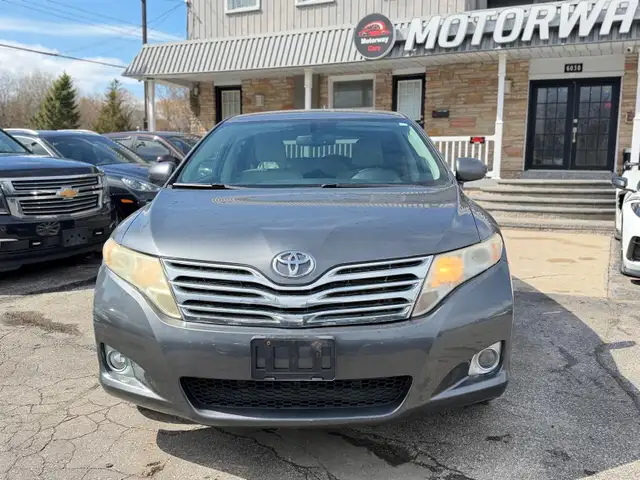 2012 Toyota Venza 4dr Wgn - Photo 2