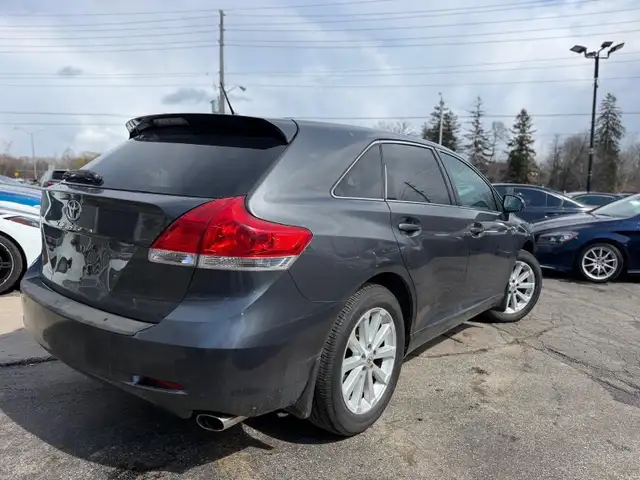 2012 Toyota Venza 4dr Wgn - Photo 14