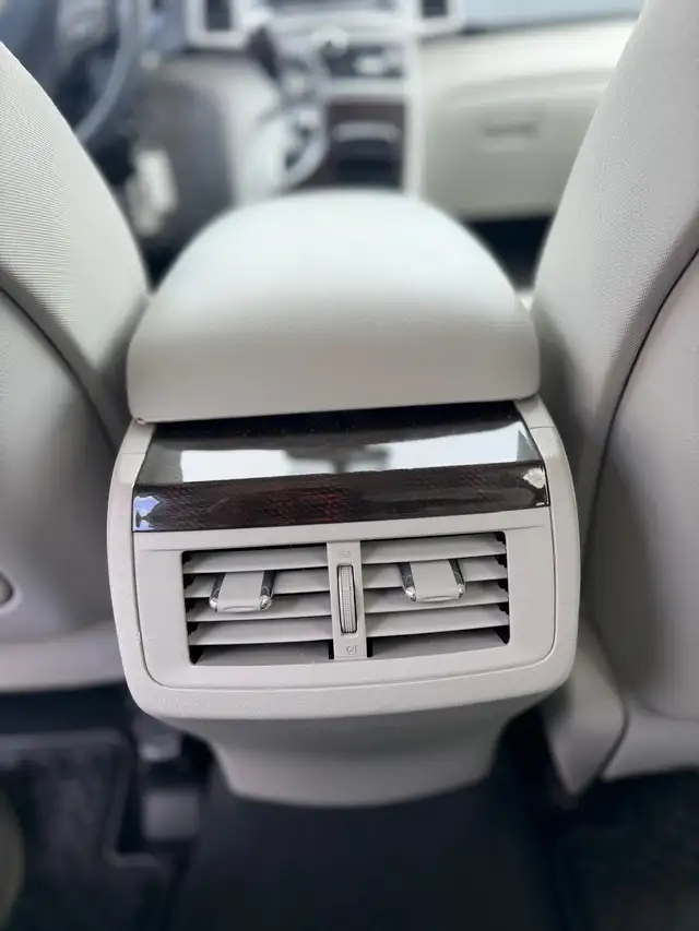 2012 Toyota Venza 4dr Wgn - Photo 17