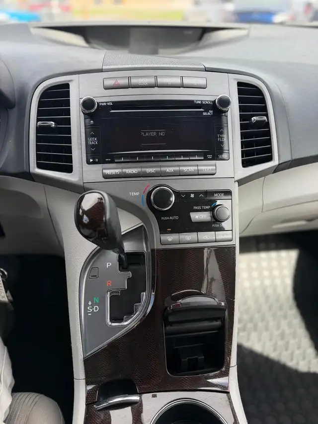 2012 Toyota Venza 4dr Wgn - Photo 18