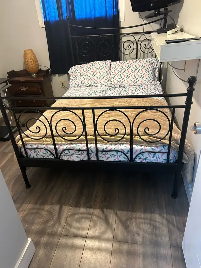 Room in Millwoods - Photo 3