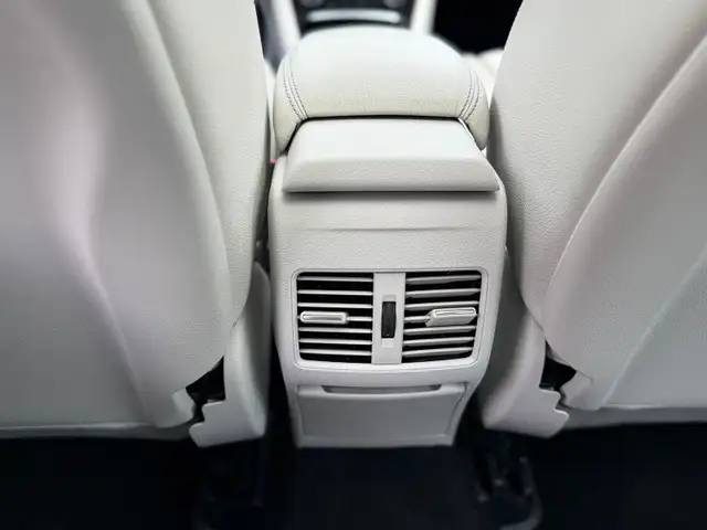 2017 Mercedes-Benz CLA-Class 4dr Sdn CLA 250 4MATIC - Photo 17